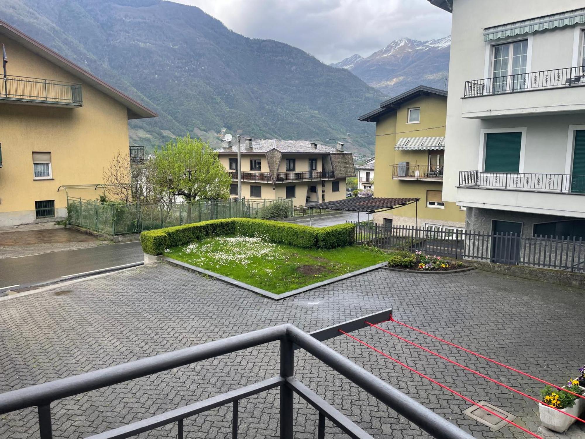 Ca Marasciol A 5 Minuti Dal Trenino Rosso Del Bernina Express Hotel Villa di Tirano Buitenkant foto